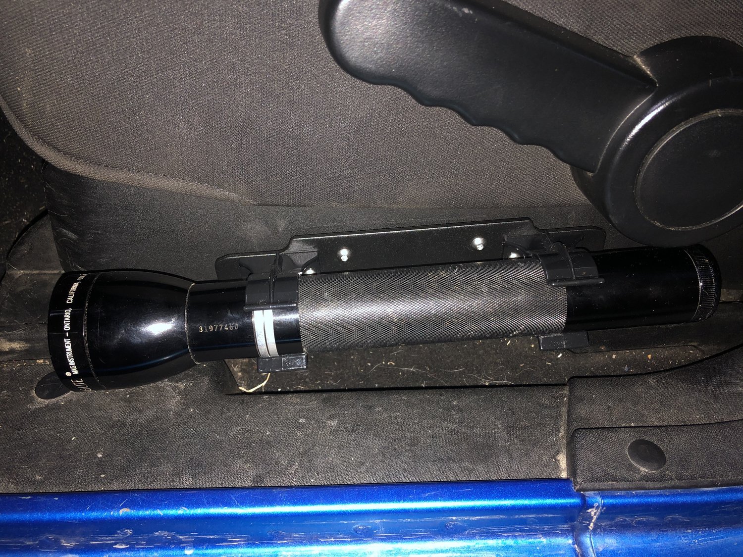 Quadratec Flashlight and Holder for 0718 Jeep Wrangler JK Quadratec