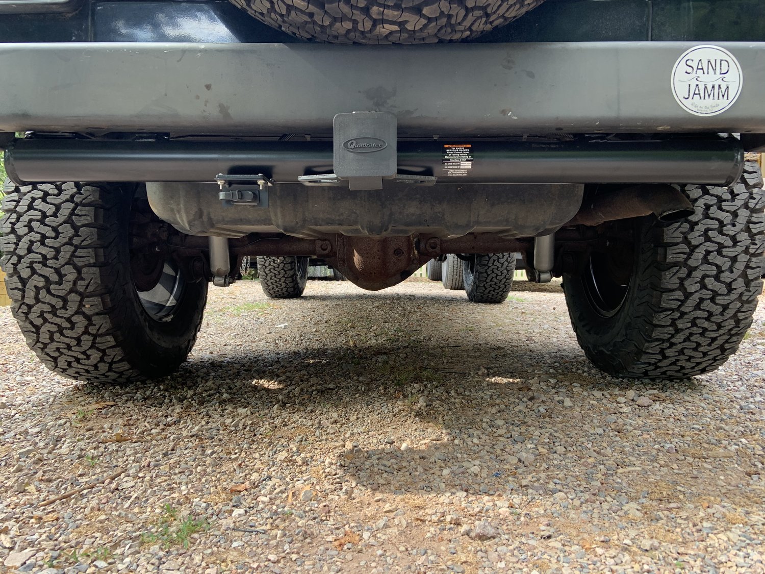 Quadratec Premium 2" Receiver Hitch with Wiring Kit & Quadratec Logo