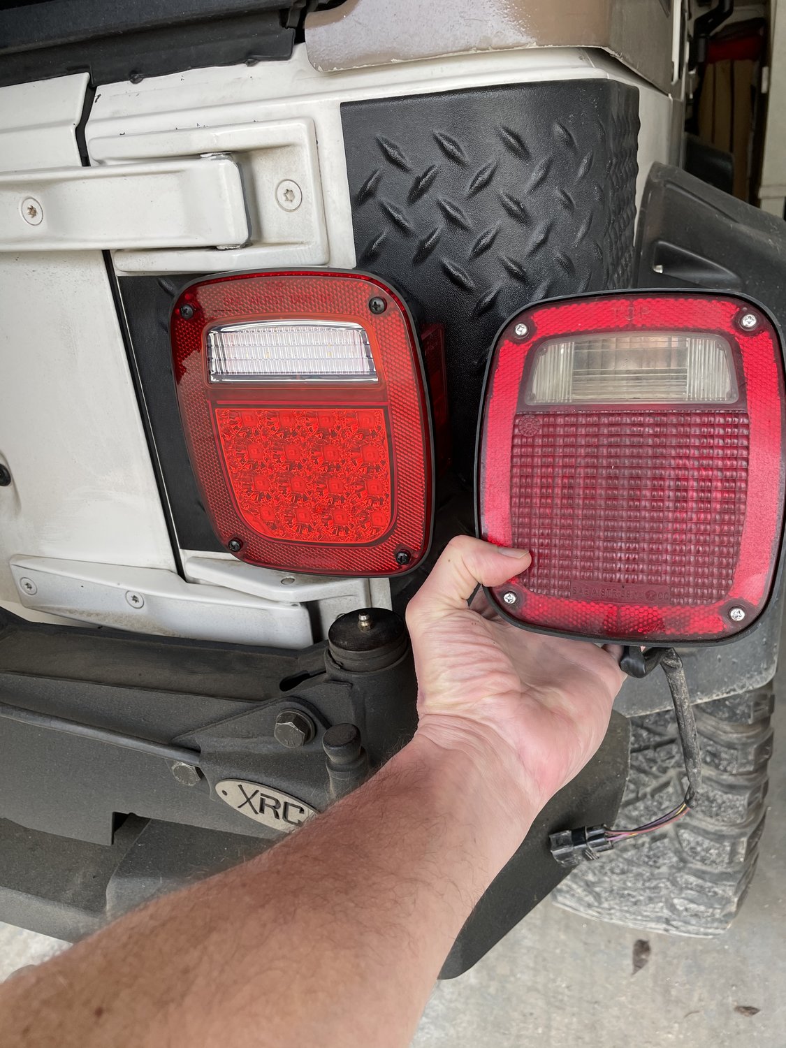Quadratec LED Tail Light Kit for 9706 Jeep Wrangler TJ Quadratec