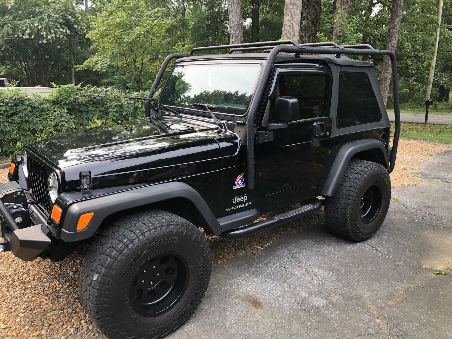 Smittybilt 76713 SMI SRC Roof Rack in Textured Black for 97 06 Jeep Wrangler TJ Quadratec