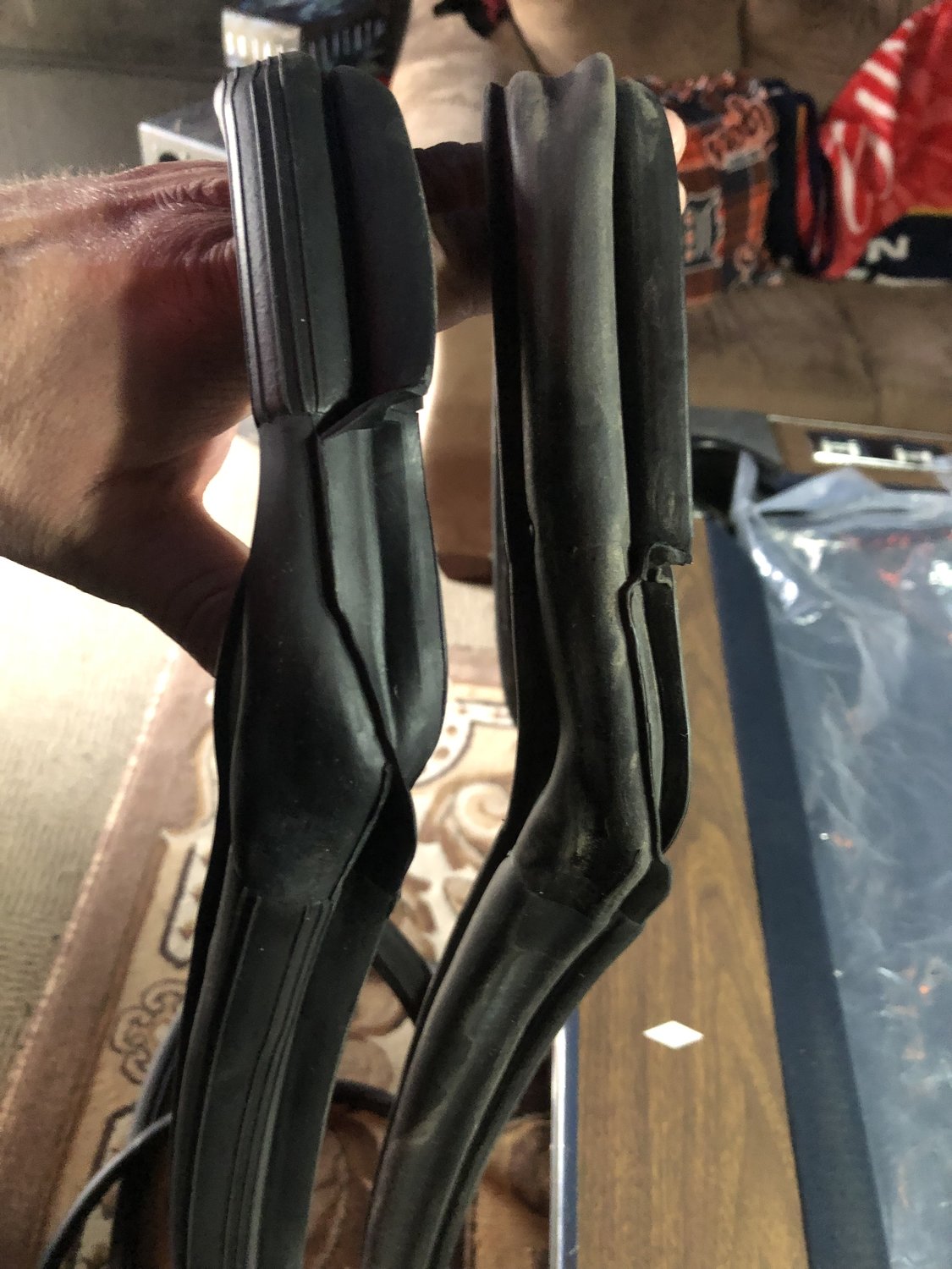 OMIX Front Full Door Seal for 0718 Jeep Wrangler JK Quadratec