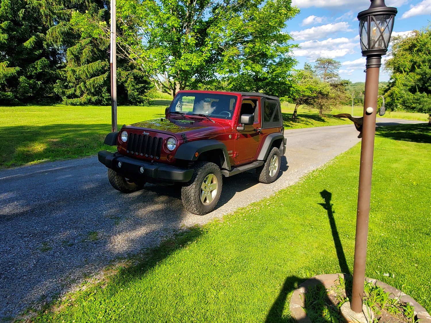 Rough Country 2.5in Suspension Lift Kit for 0718 Jeep Wrangler JK