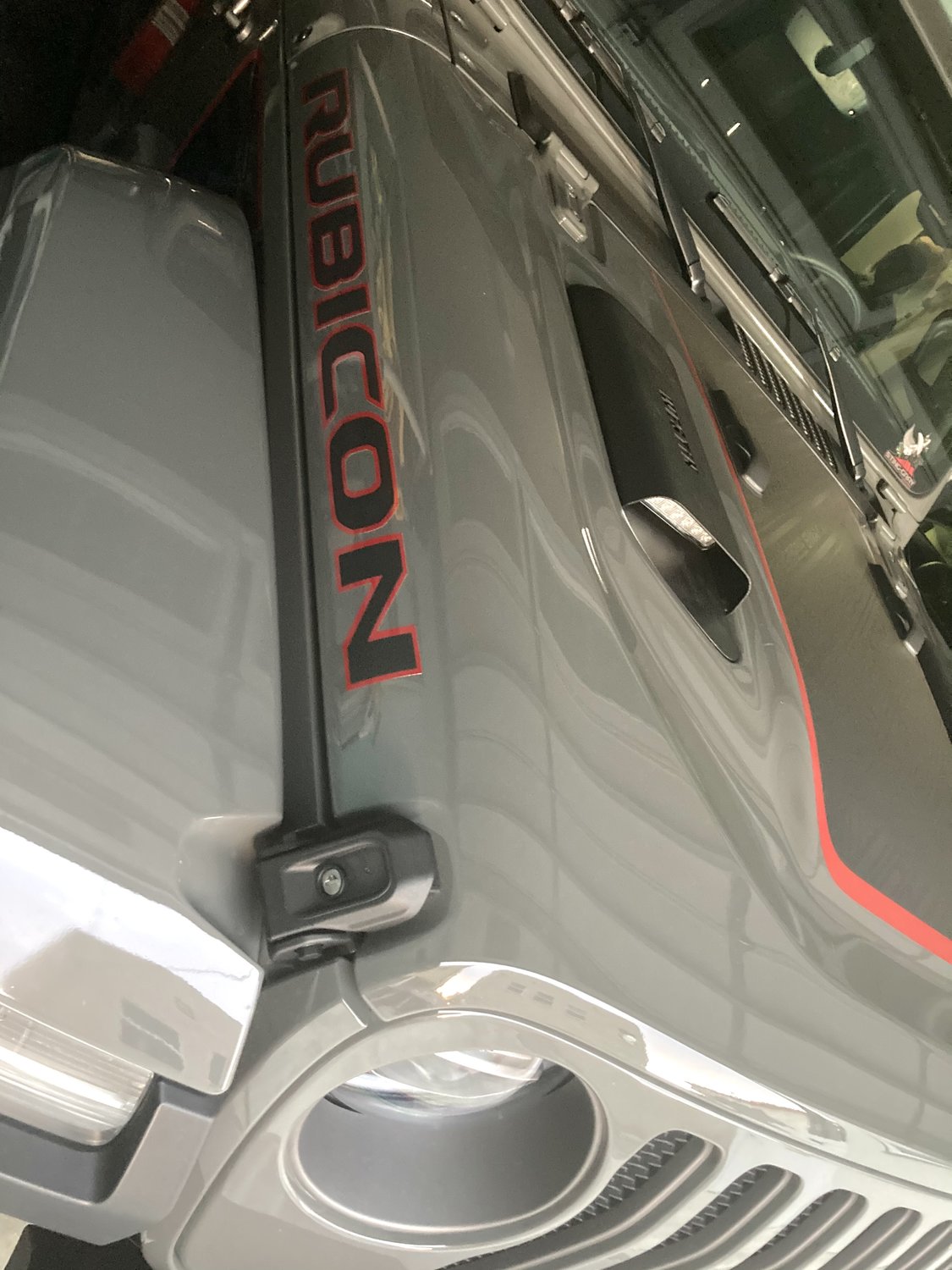 Westin 6241115 LED Hood Scoops for 1821 Jeep Wrangler JL & Gladiator