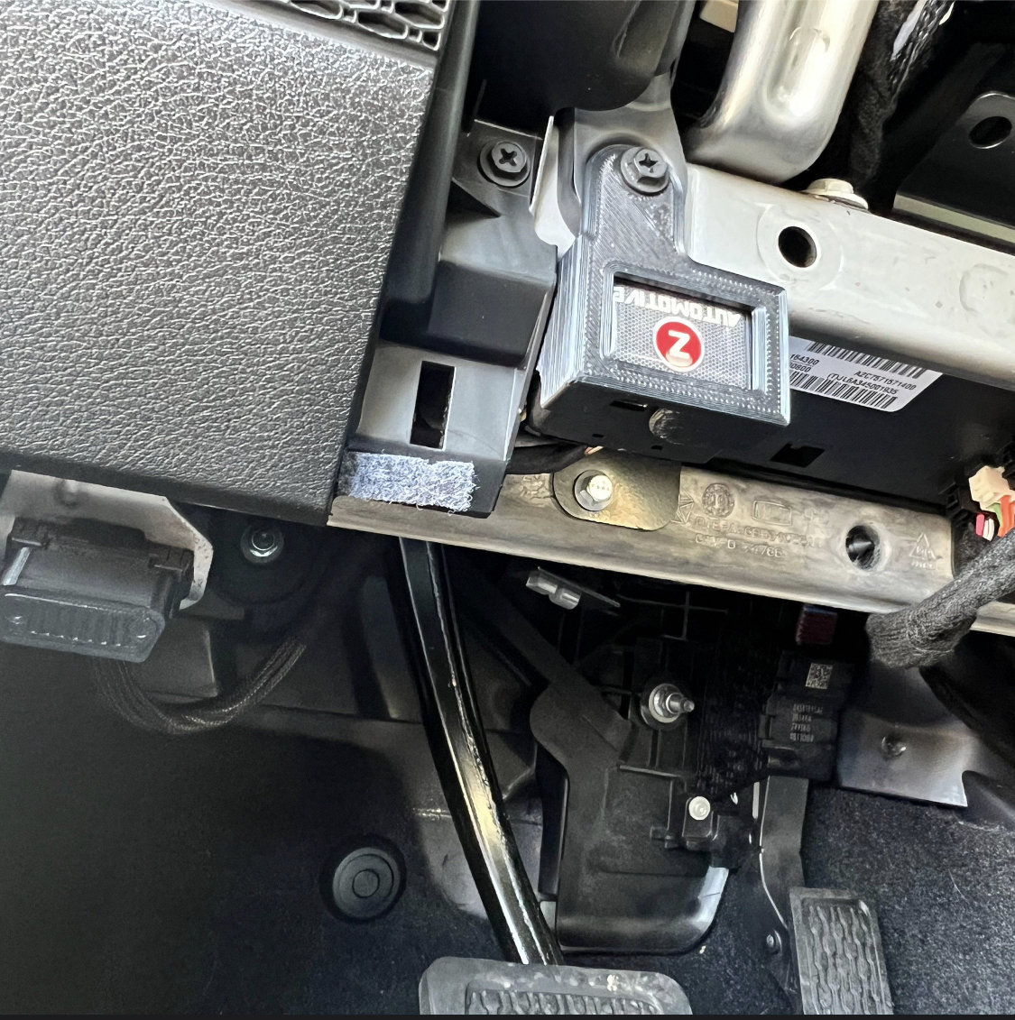 Z Automotive ZTZRJLM Tazer JL Mini Programmer for 1823 Jeep Wrangler