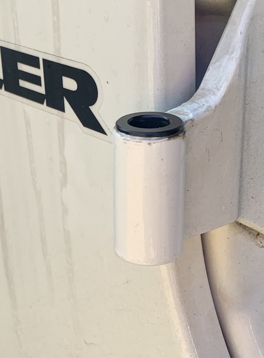 Quadratec Delrin Replacement Door Hinge Bushings for 0724 Jeep