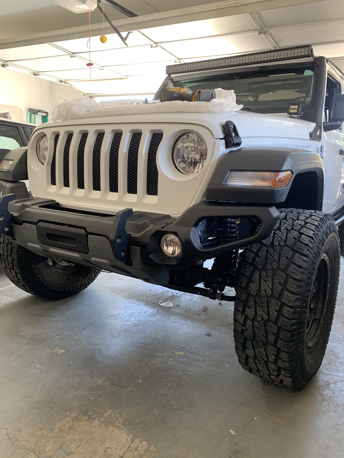 Rugged Ridge 11549 42 Venator Front Bumper For 18 20 Jeep