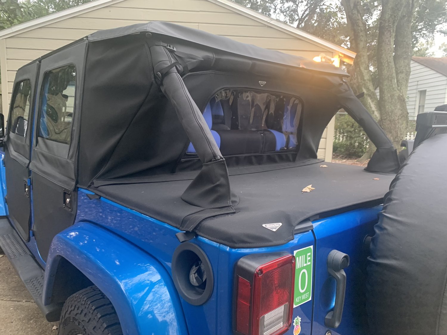 MasterTop Wind Stopper Plus & Tonneau Cover 2Piece Kit for 0718 Jeep