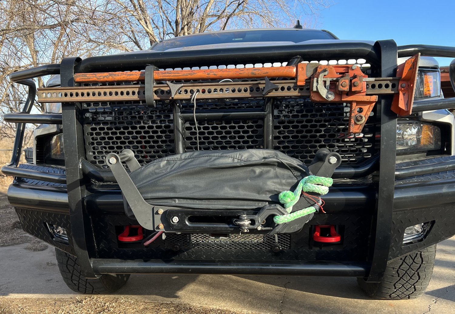 Quadratec Vinyl Winch Cover for Integrated and Center Mount Remote