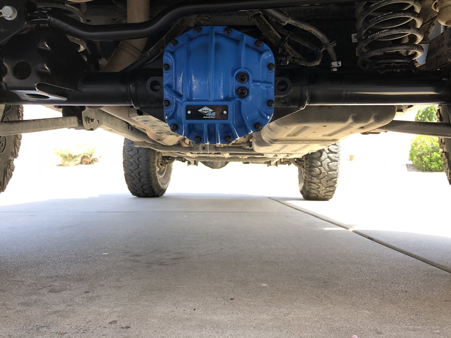 Dana Spicer 10053468 Differential Cover for Dana 44 Rear Axles in Blue