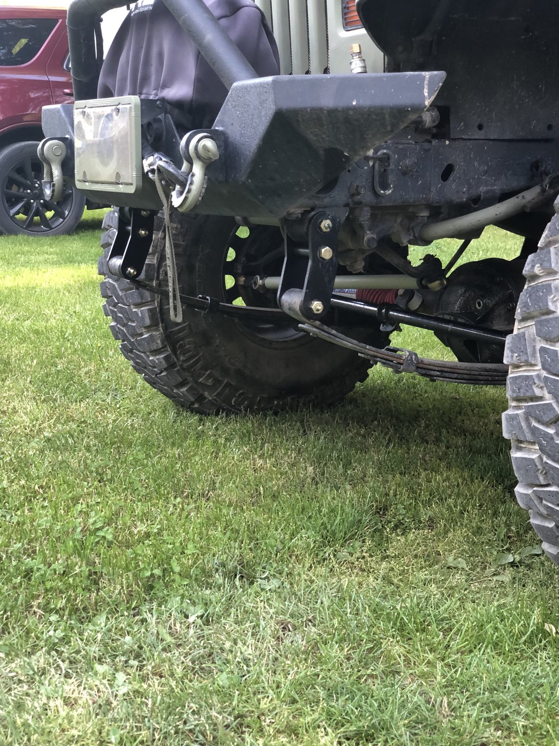 Crown Automotive RT21023 Heavy Duty Greasable Shackle Kit for 8795