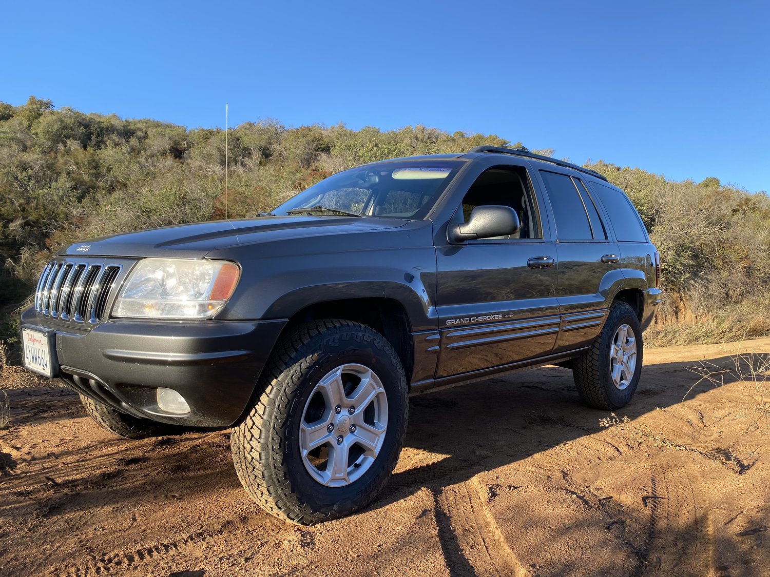 Rough Country 2in Spacer Lift Kit for 9904 Jeep Grand Cherokee WJ with