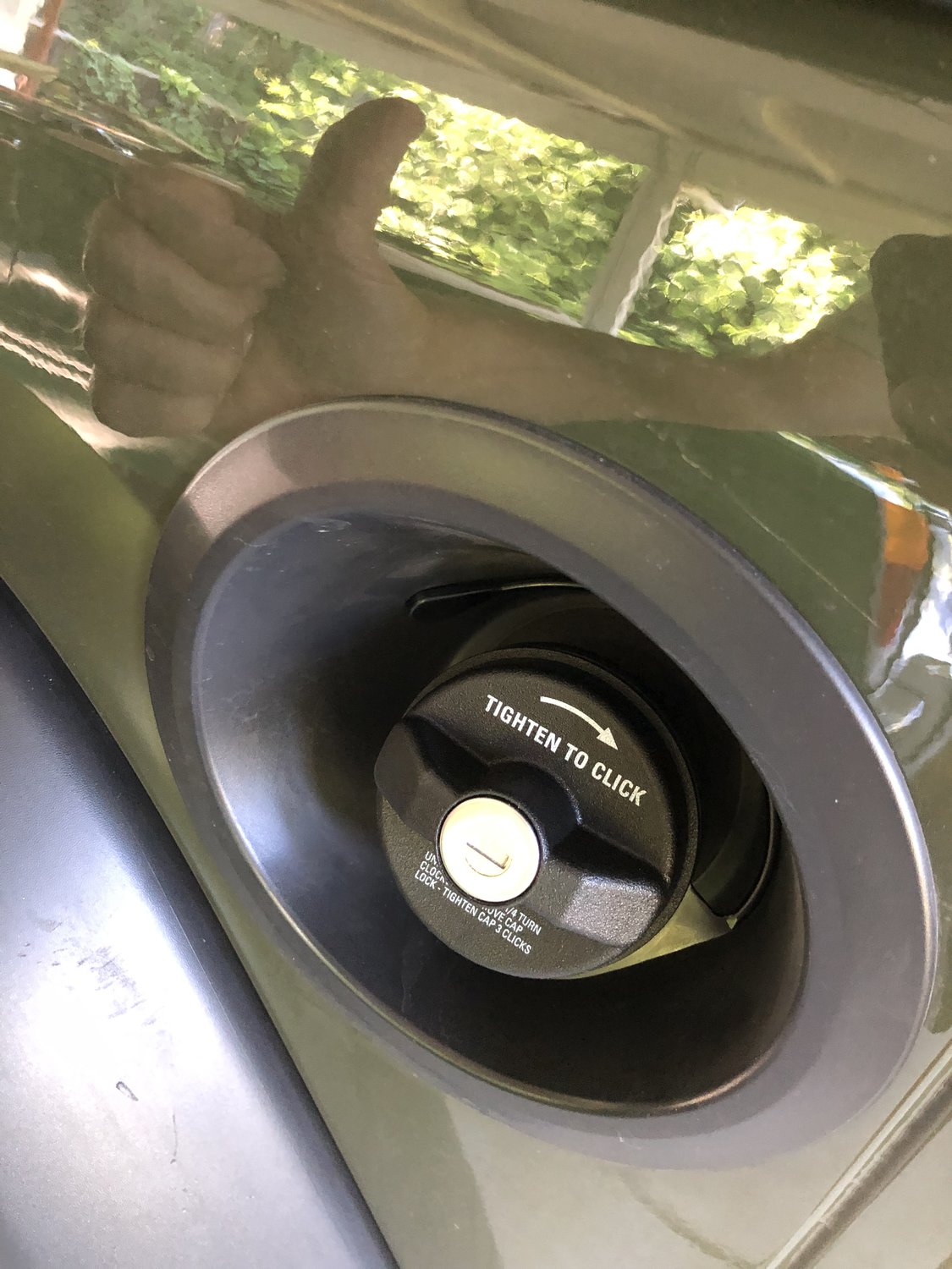 Mopar Locking Gas Cap for 1823 Jeep Wrangler JL & Gladiator JT Quadratec