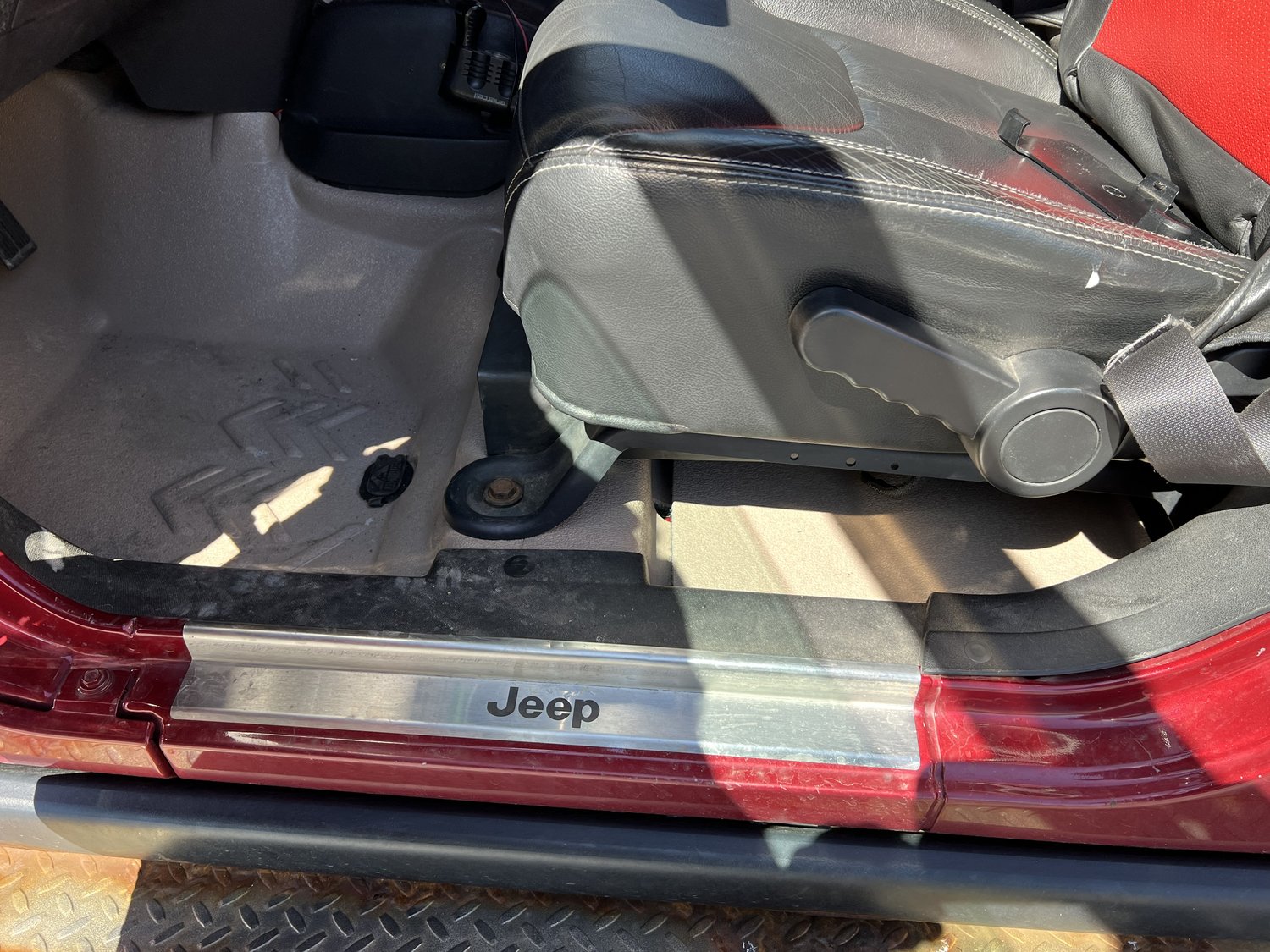 Armorlite Full Vehicle Flooring Kit for 0718 Jeep Wrangler JK Quadratec