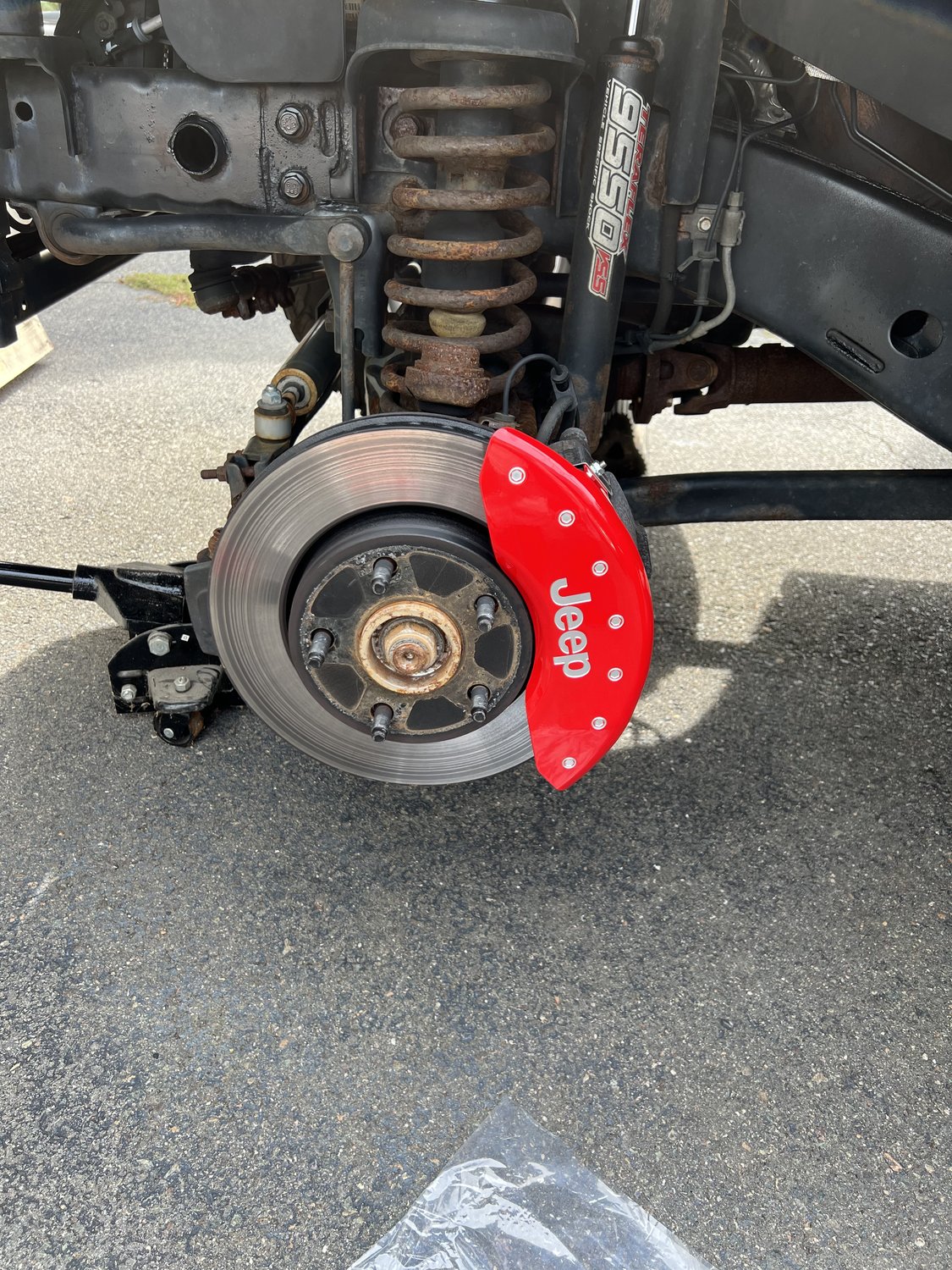 MGP Caliper Covers Jeep Logo Brake Caliper Covers for 0718 Jeep