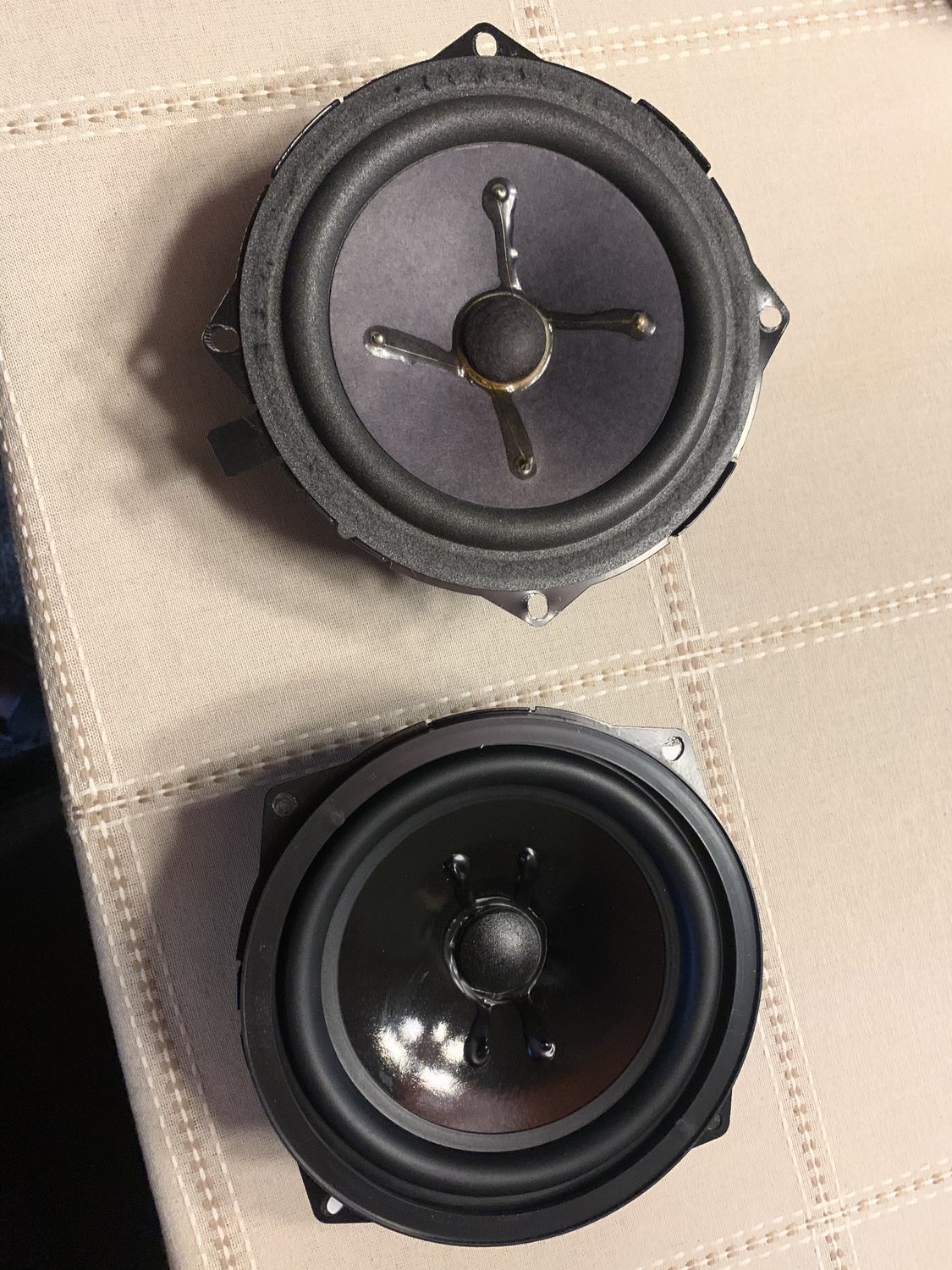 jeep wrangler center console subwoofer replacement