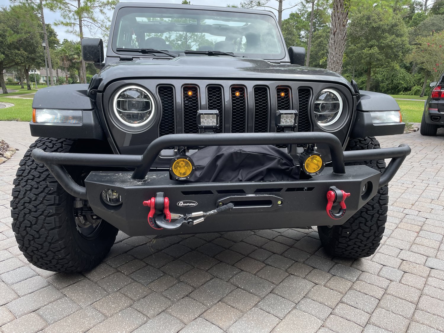 Quadratec QRC Front Winch Ready Bumper for 1822 Jeep Wrangler JL