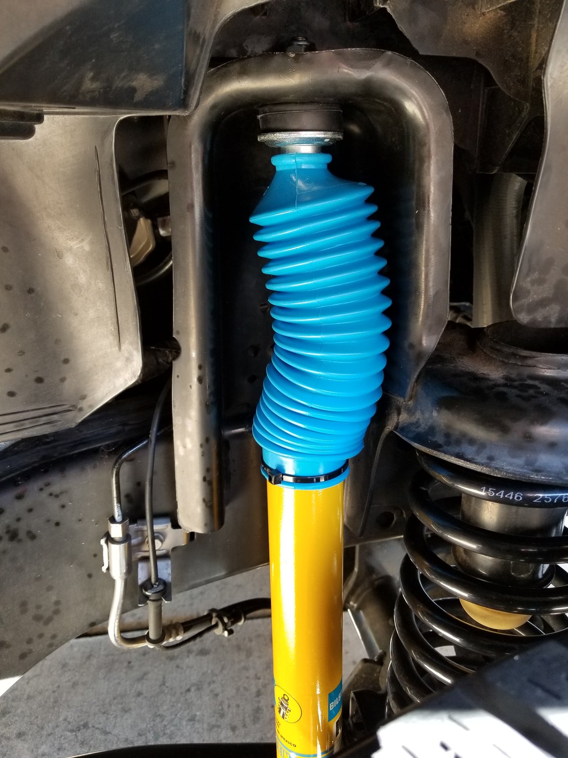 Bilstein Heavy Duty Gas Shock Set For 07 18 Jeep Wrangler