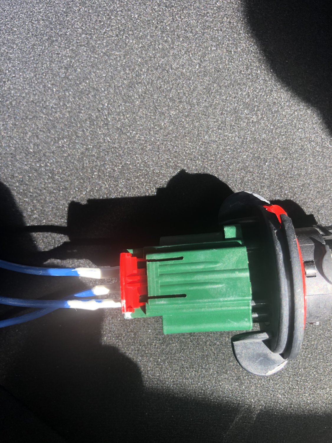 Mopar 68018959AA H13 Headlight Wiring Repair Kit for 07-18 Jeep Wrangler JK  | Quadratec