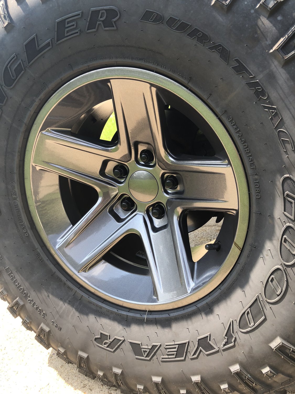Quadratec Rubicon Xtreme Wheel In Gun Metal Gray For 84 06