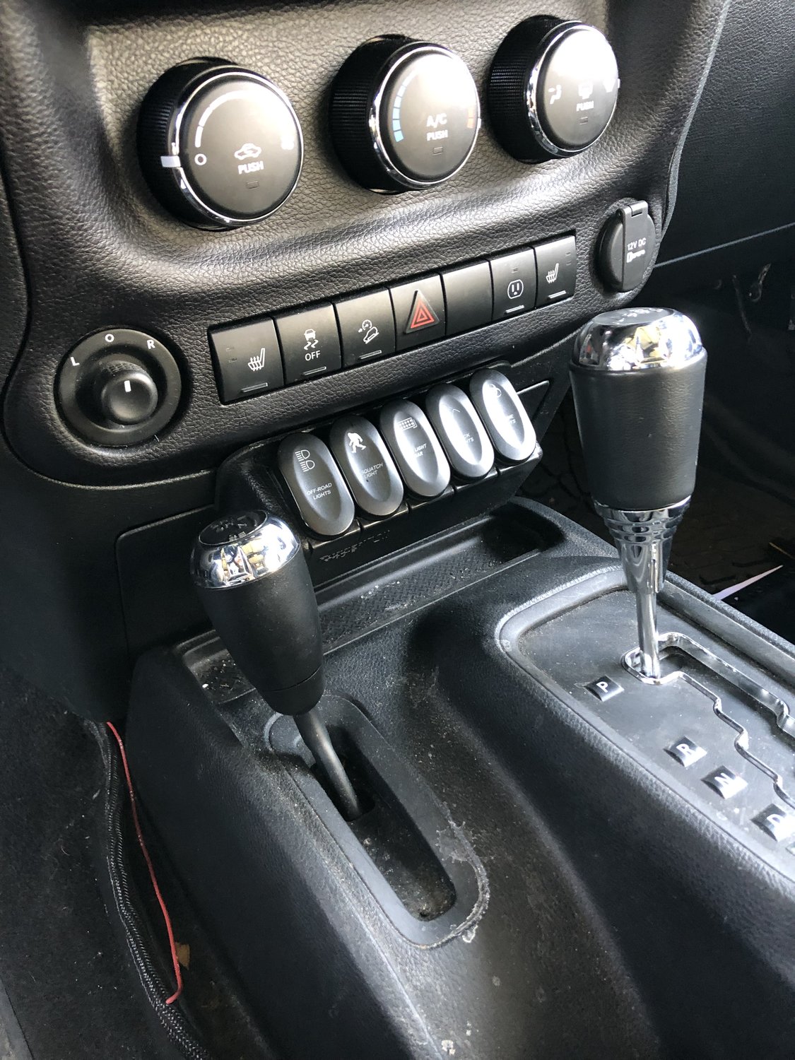 Body Rugged Ridge 17235.73 Etched Lower 5 Switch Panel Kit 1117 Jeep