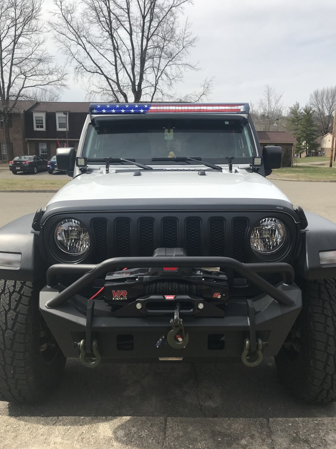 Aerolidz Dual LED Light Bar Silencer Quadratec