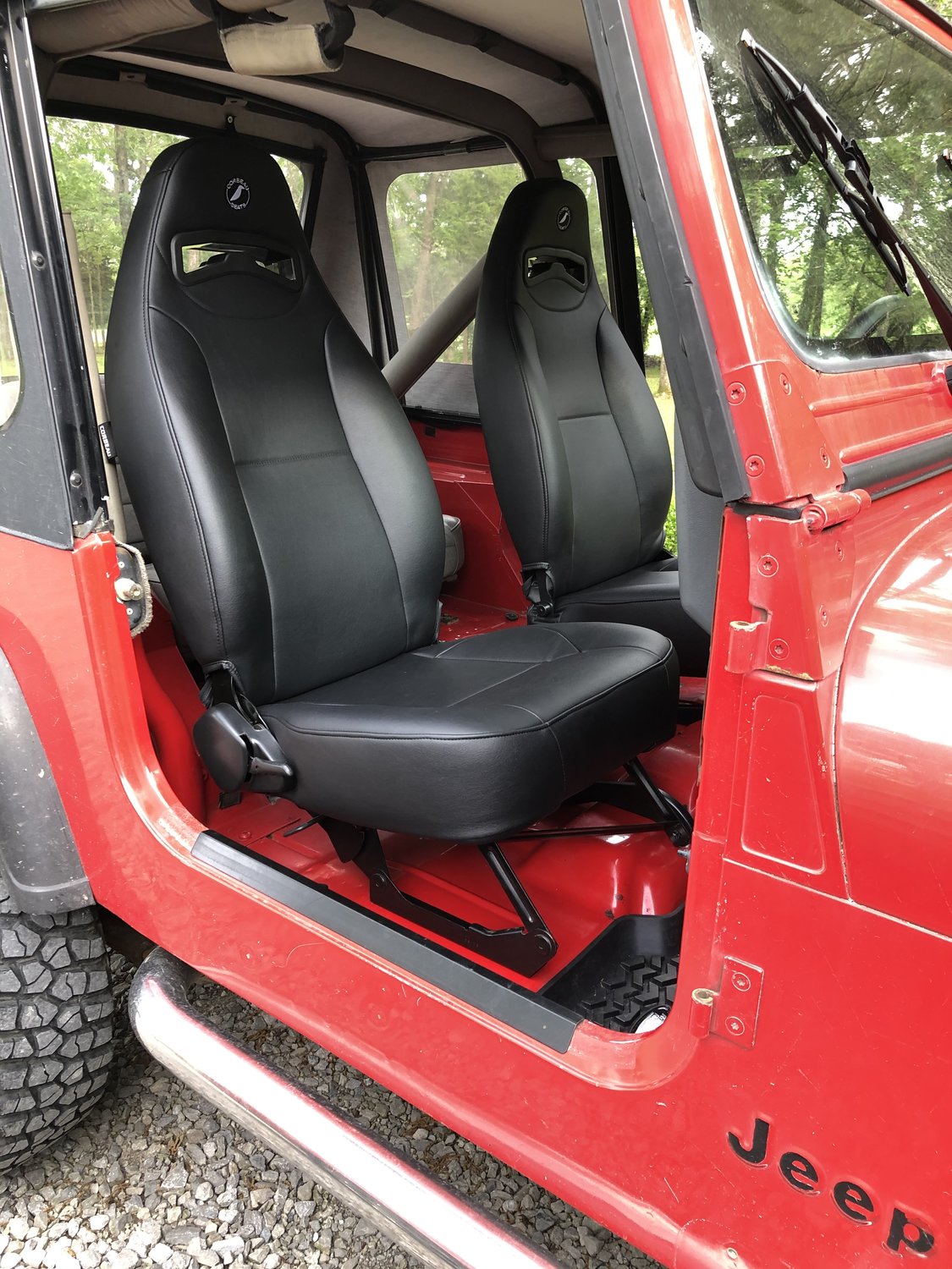 Corbeau Moab Reclining Front Seat Pair for 7618 Jeep CJ5, CJ7, CJ8