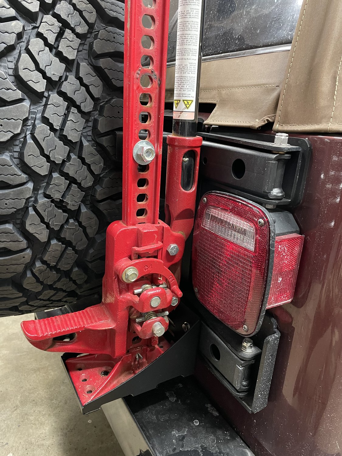 MORryde JP54-024 Off-Road Jack Carrier for 97-06 Jeep Wrangler TJ with ...