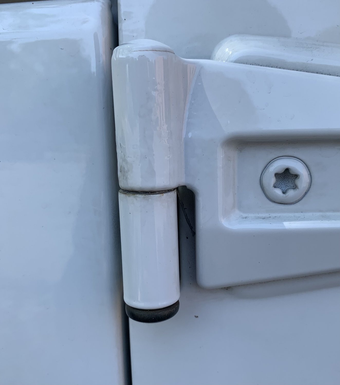 Quadratec Delrin Replacement Door Hinge Bushings for 0724 Jeep