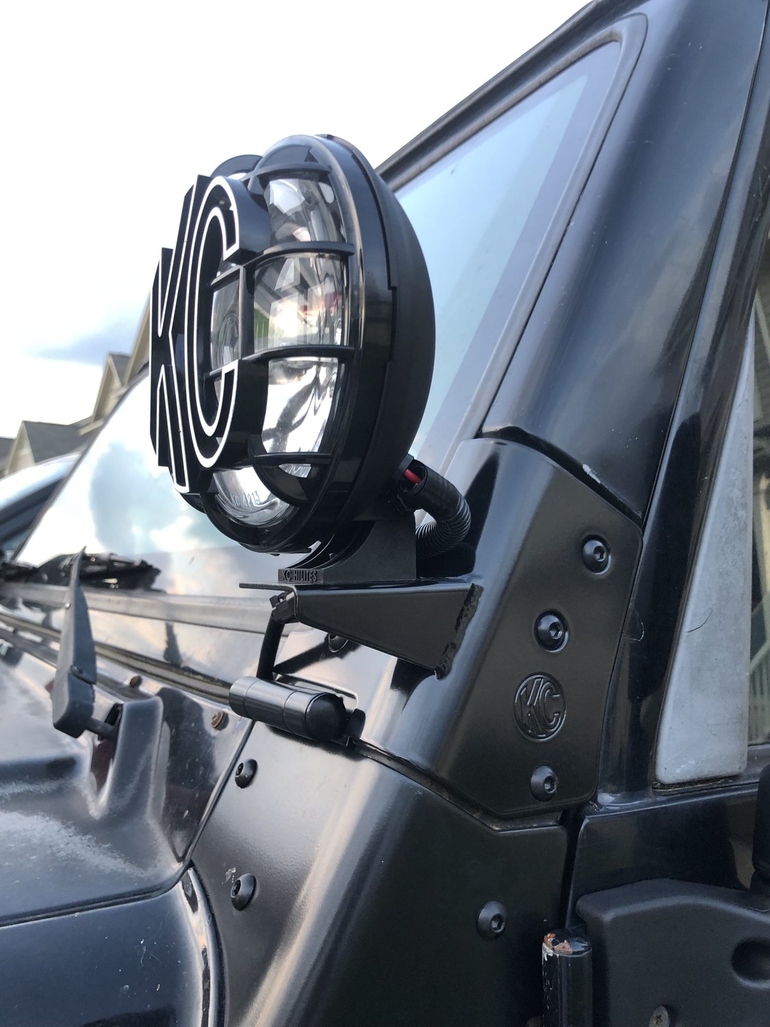 KC HiLiTES 7311 Windshield Light Mount Brackets in Black for 9706 Jeep
