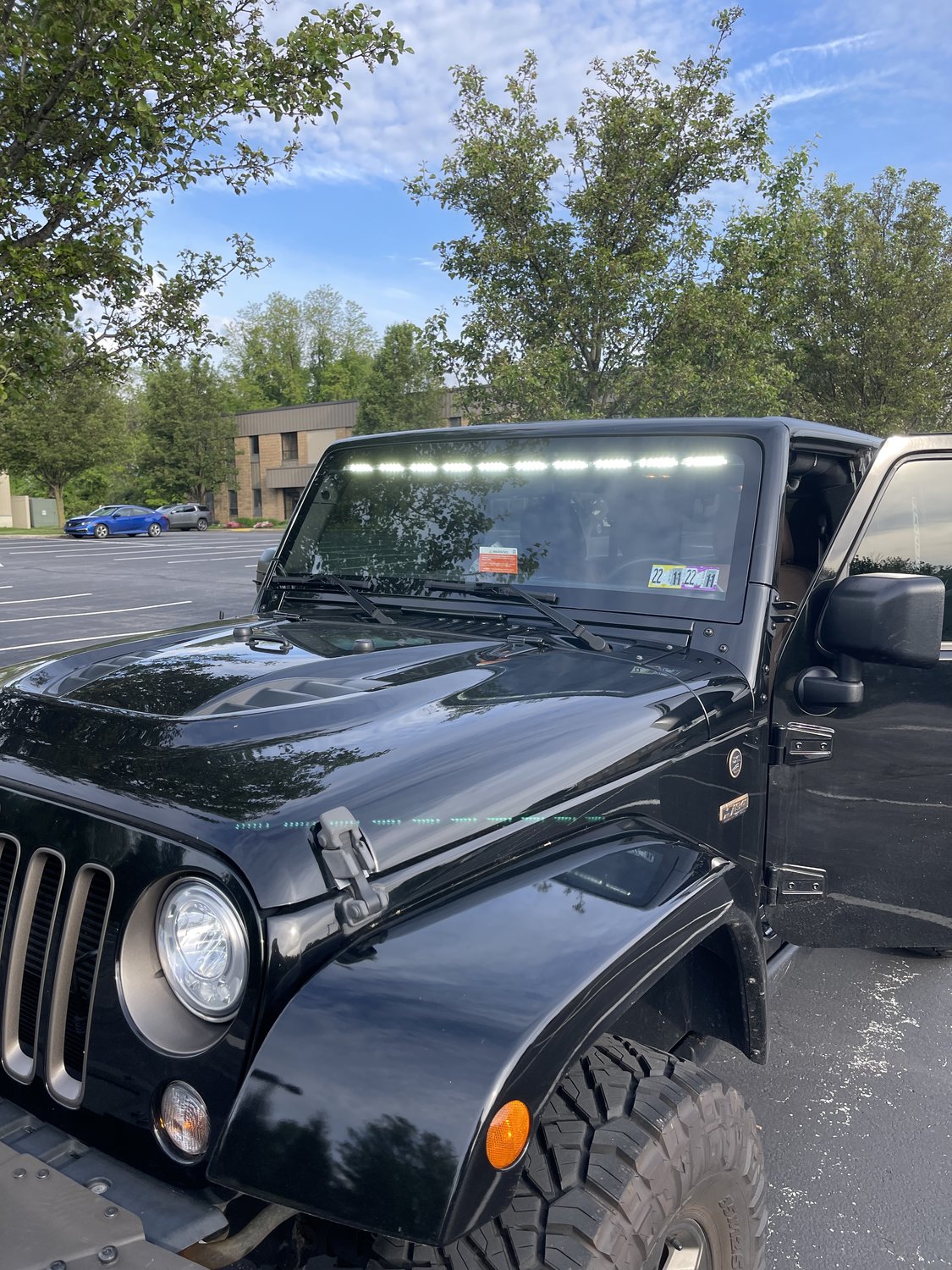 Quadratec LED Interior Mount 50 inch Stealth Light Bar for 07-18 Jeep  Wrangler JK | Quadratec