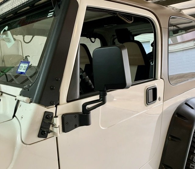 OMIX 11002.03 Door Mirror Kit in Black for 87-02 Jeep