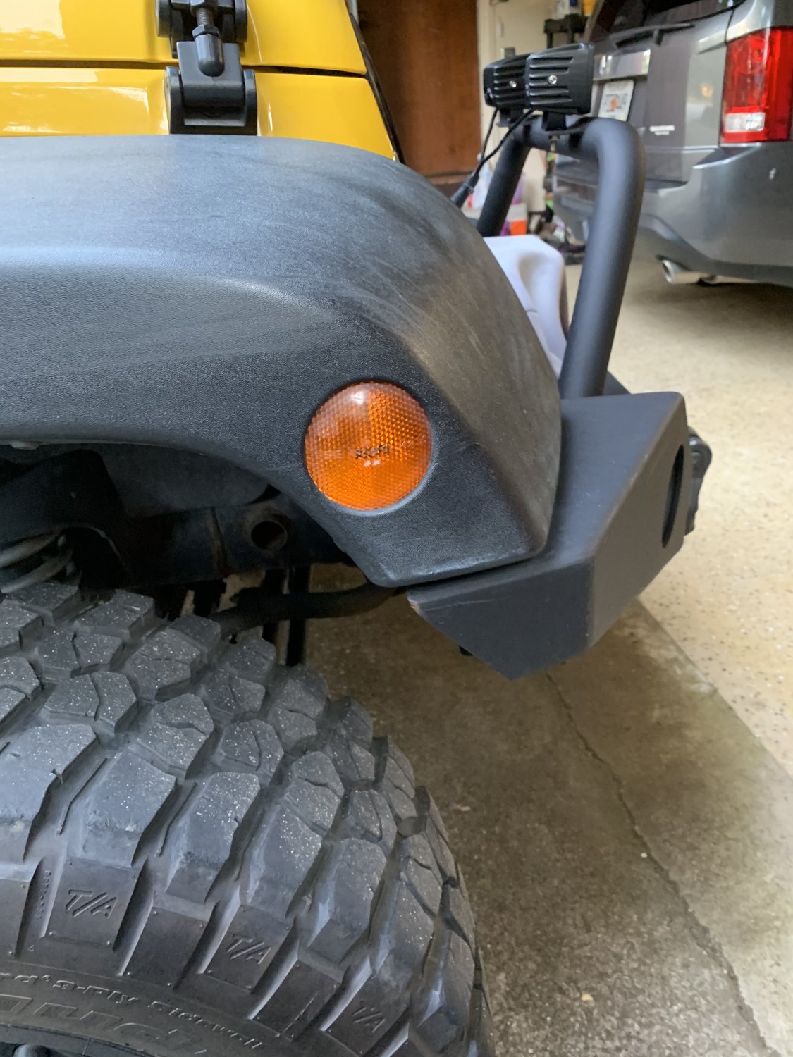 Crown Automotive RT28028 Clear Side Marker Lens Kit for 0718 Jeep