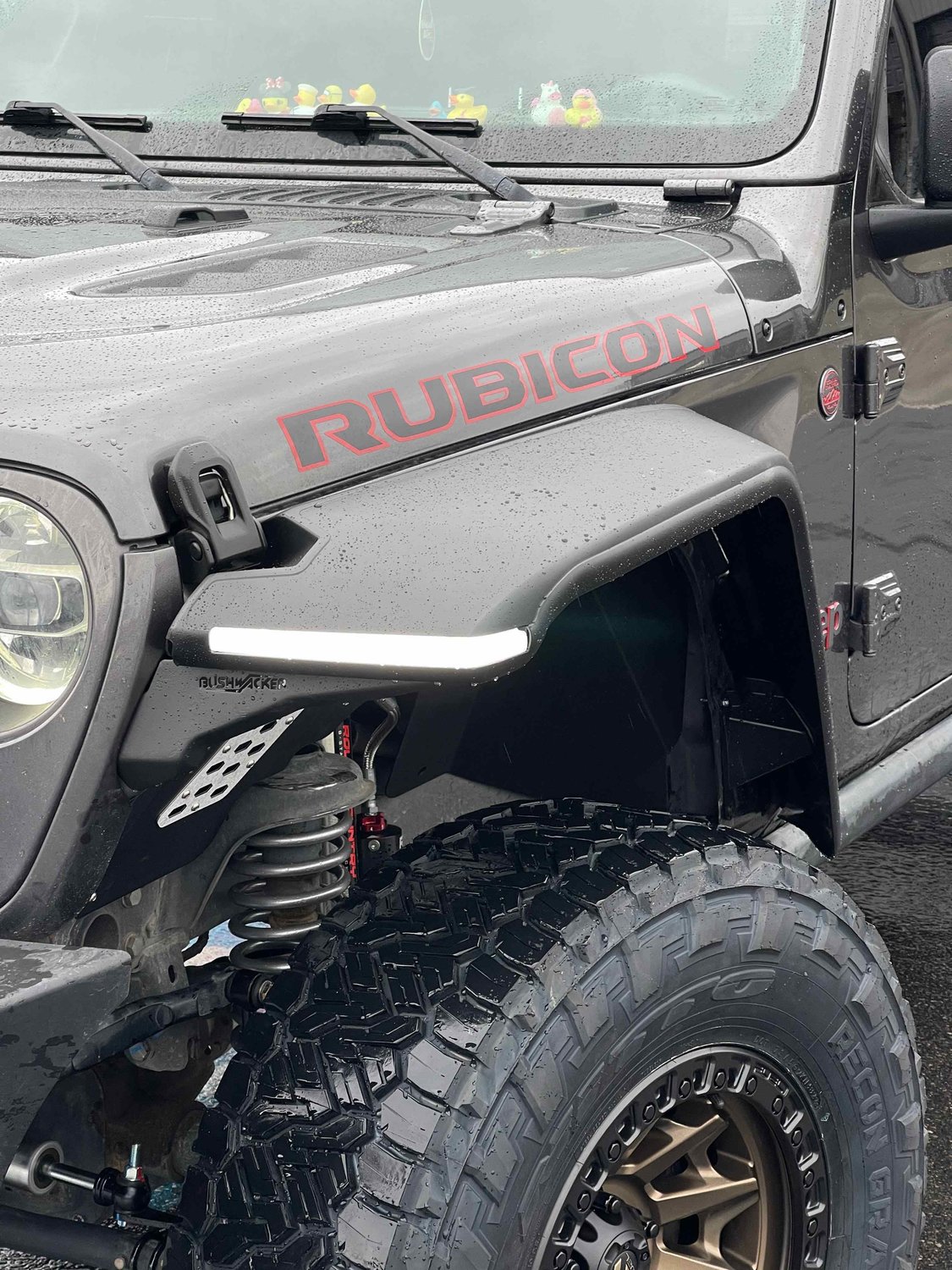 Bushwacker HyperForm Fender Flares for 1823 Jeep Wrangler JL Quadratec