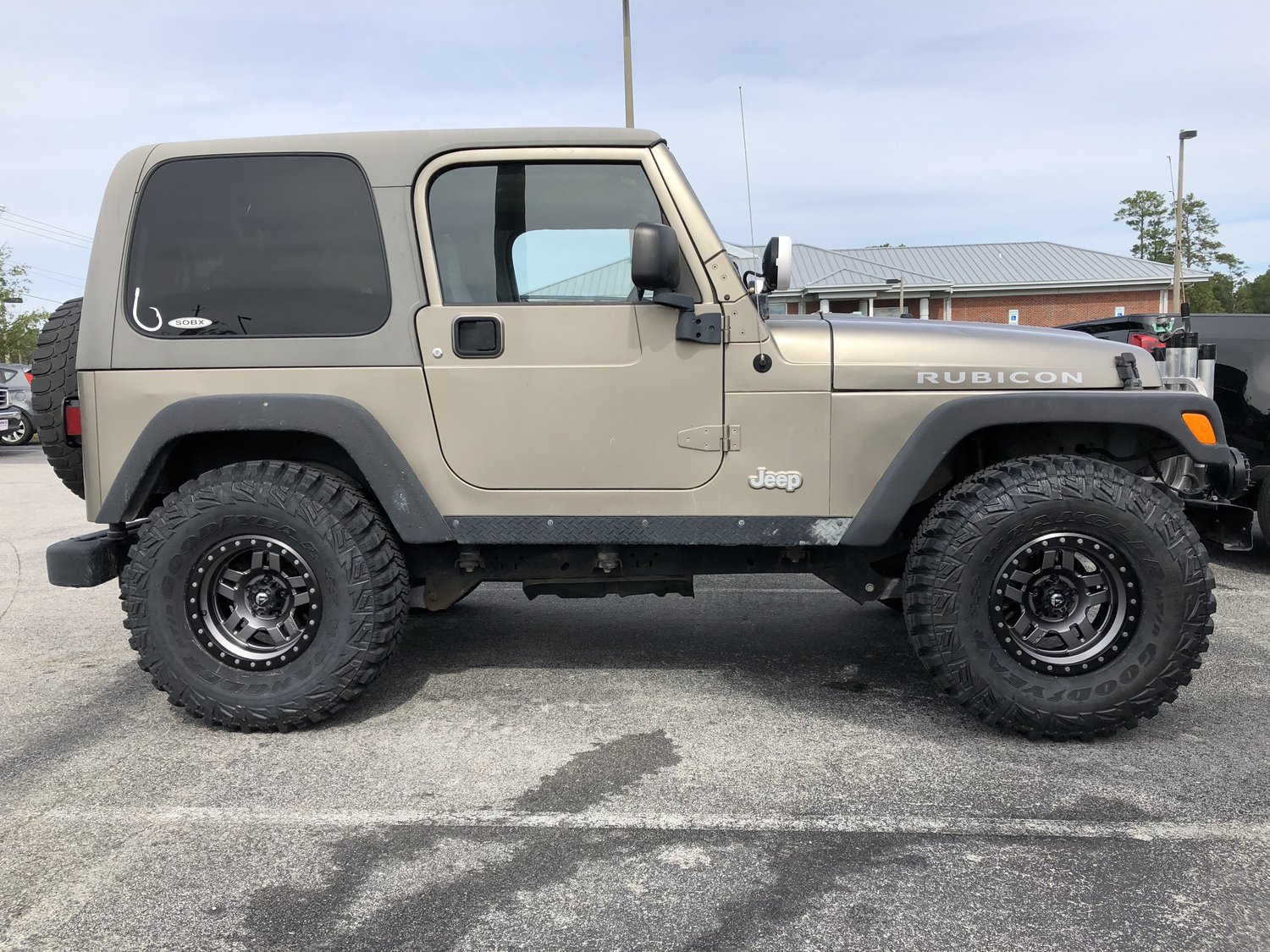 Fuel® OffRoad Anza Wheel for 8406 Jeep Wrangler YJ, TJ, & Cherokee XJ