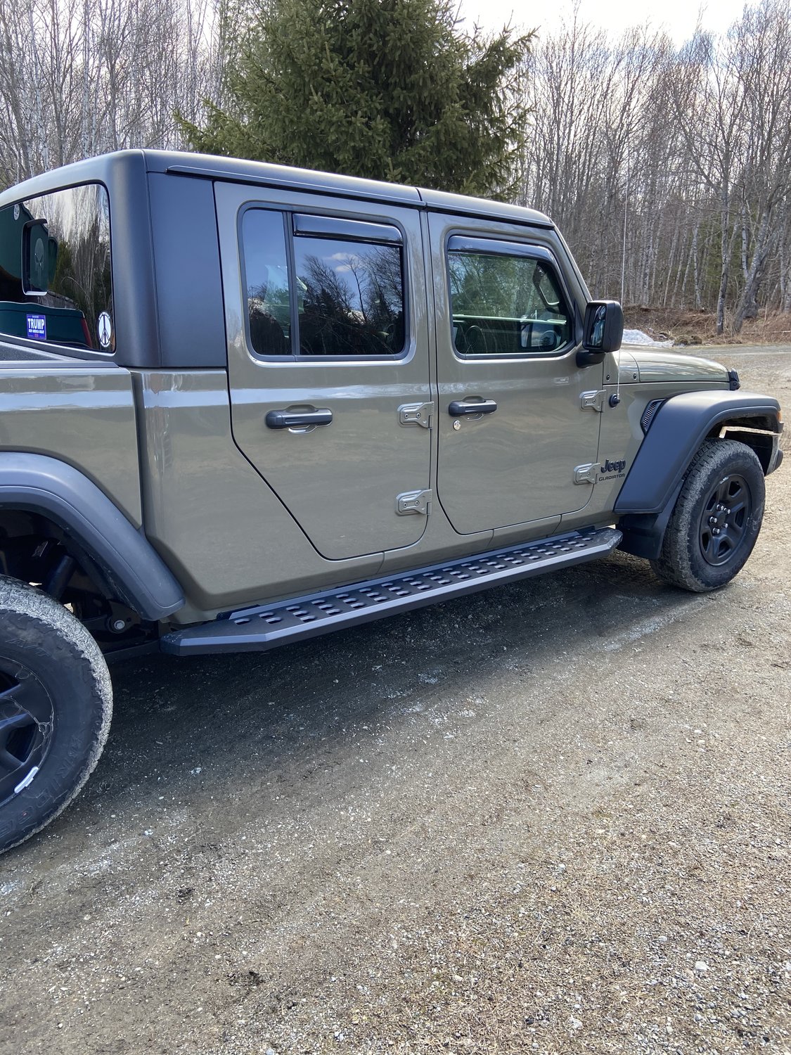Go Rhino RB20 Running Boards for 2021 Jeep Gladiator JT in Bed Liner