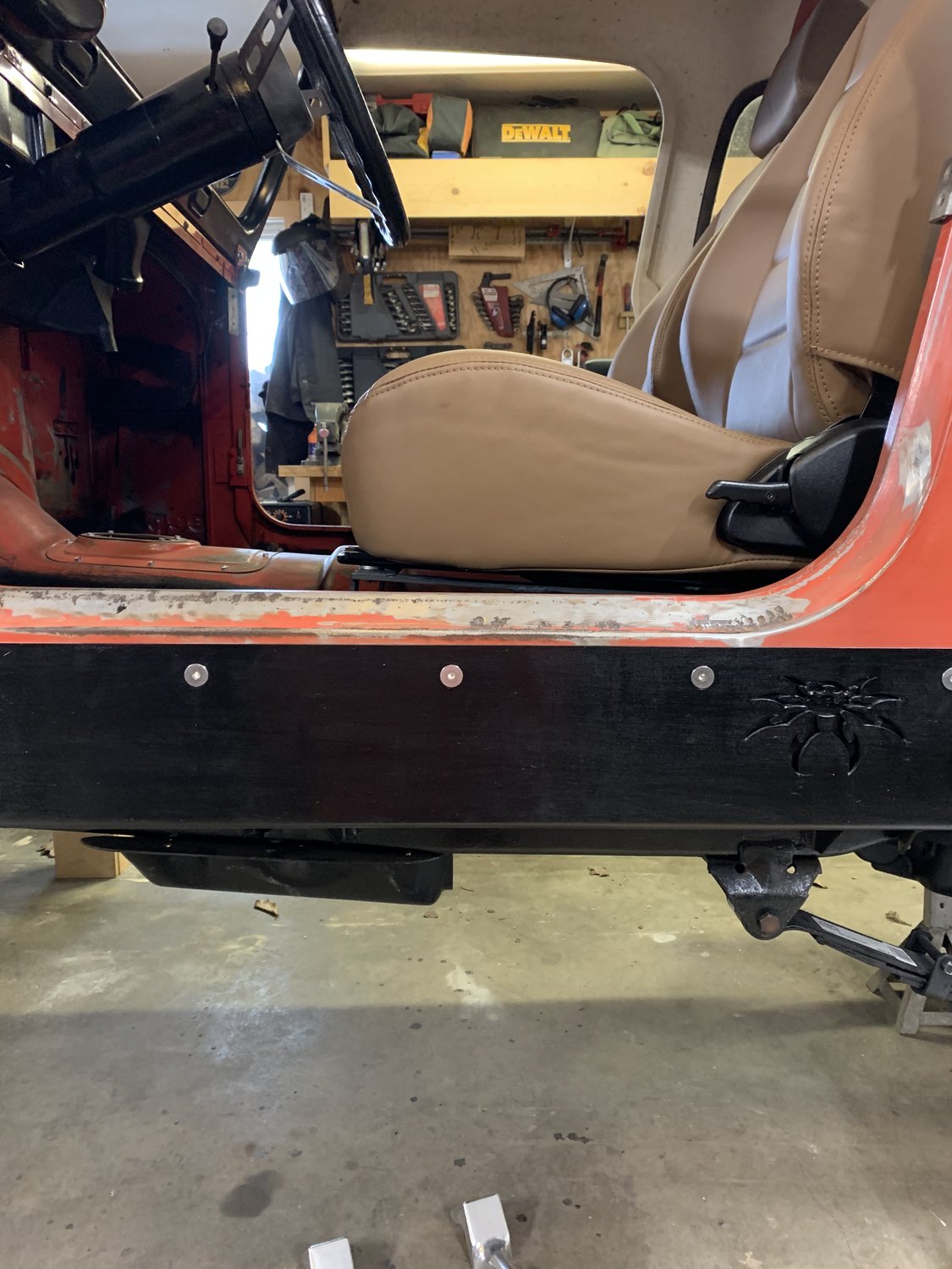 Corbeau D125T Passenger Side Complete Seat Bracket for 7690 Jeep CJ7