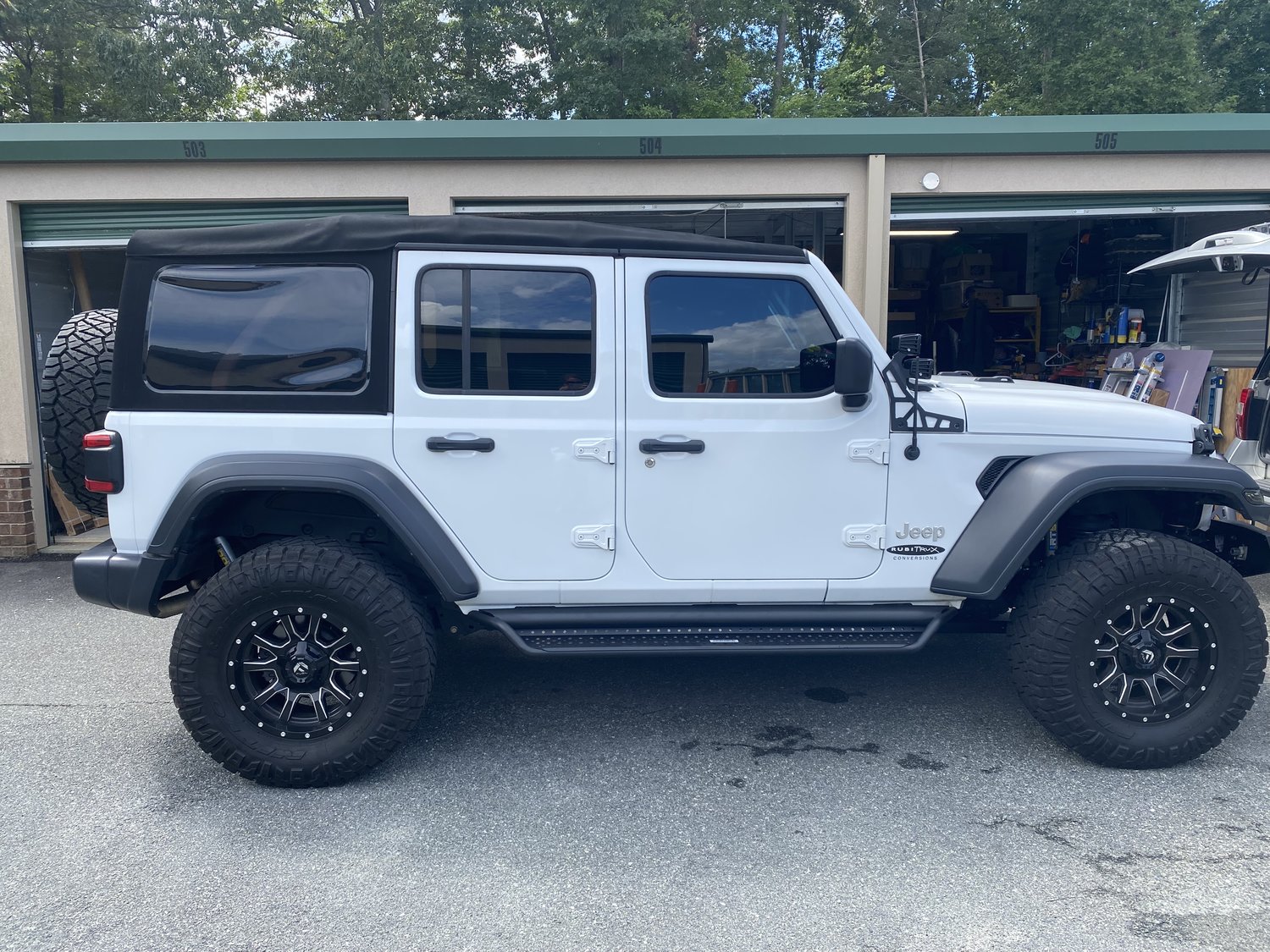 Go Rhino D14506T Dominator D1 Side Steps for 1820 Jeep Wrangler JL