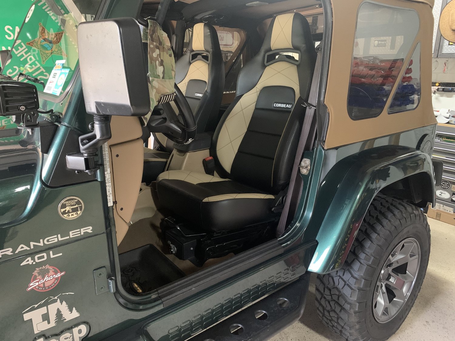 Corbeau HD Vinyl Trailcat Reclining Front Seat Pair for 7618 Jeep CJ7, Wrangler YJ, TJ, JK