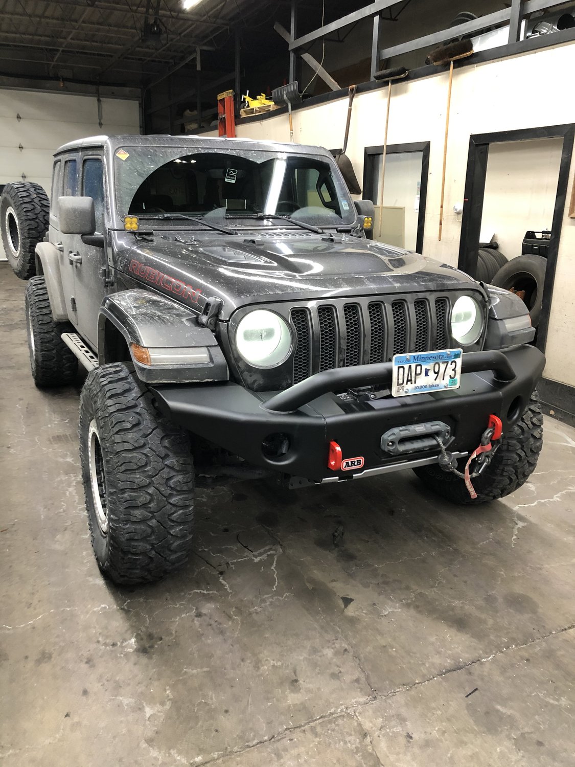 ARB 3450460 Front Bondi Deluxe Winch Bumper for 1823 Jeep Wrangler JL