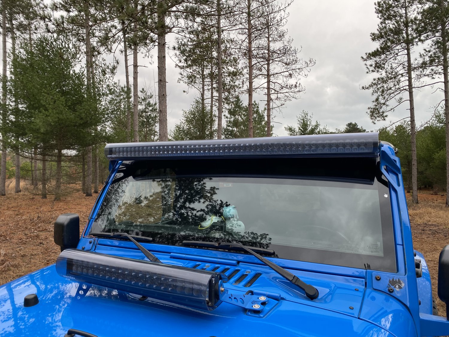 Aerolidz Dual LED Light Bar Silencer Quadratec