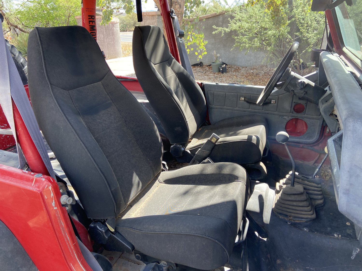 Rugged Ridge Premium Reclining Bucket Seat for 7602 Jeep CJ, Wrangler