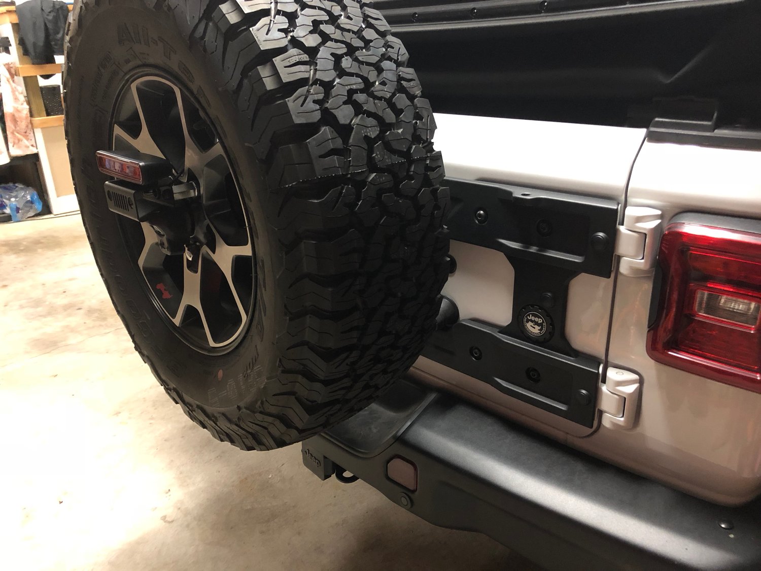 Go Rhino 372000T Rockline Spare Tire Relocation Kit for 1820 Jeep