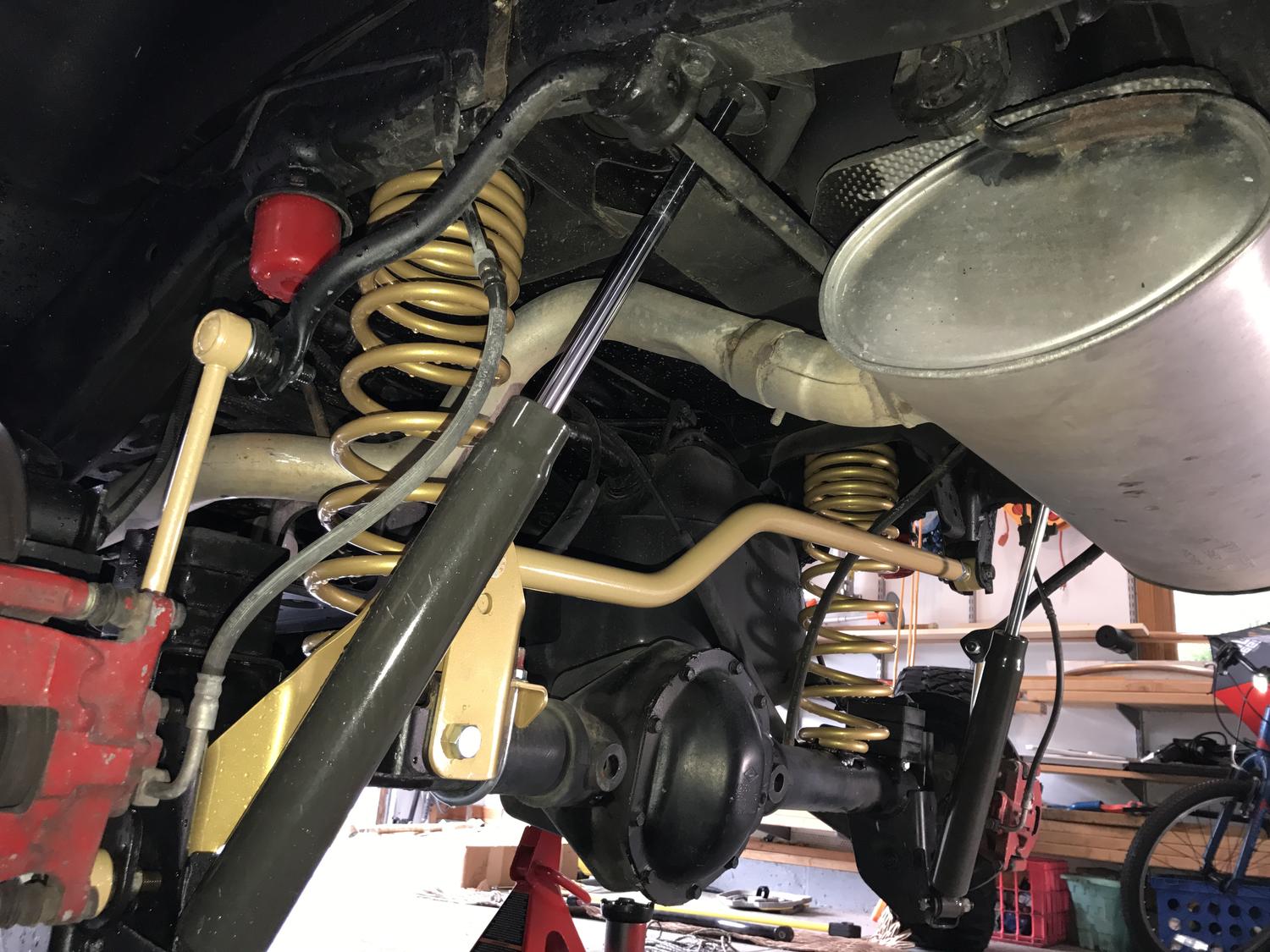 Rugged Ridge 11304 Rear Bump Stop Kit 0718 Jeep Wrangler JK Quadratec