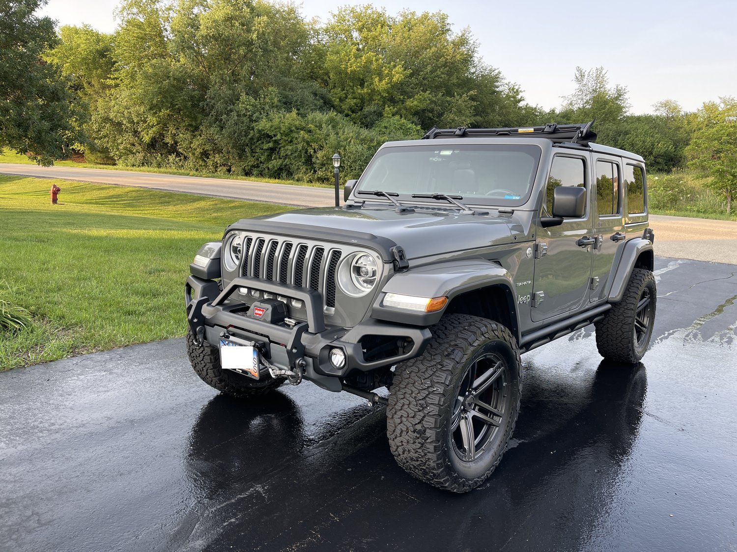 Rugged Ridge 11549.55 Venator Front Bumper Overrider for 1820 Jeep