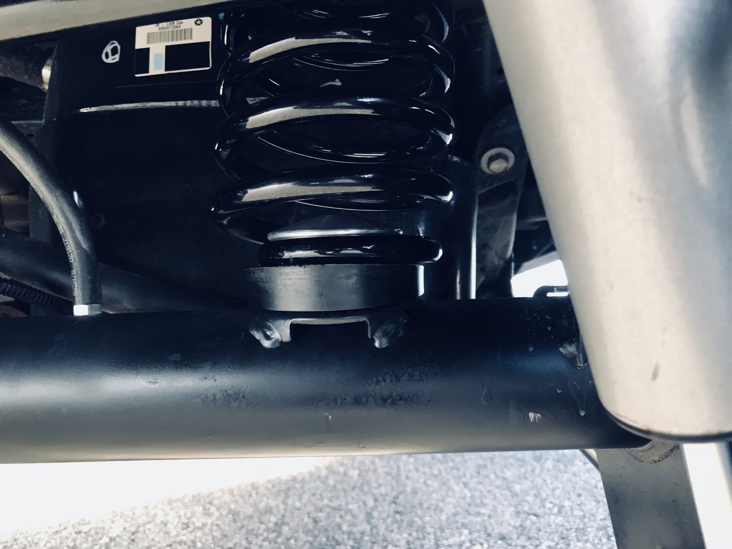 JKS Manufacturing 1600 Coil Spring Retainers for 0718 Jeep Wrangler JK