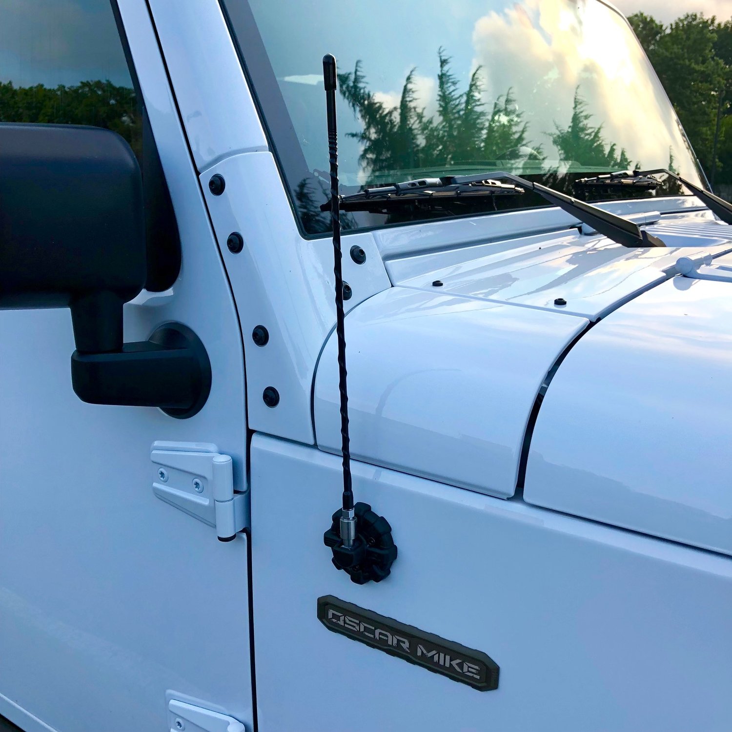 Rugged Ridge Elite Antenna Base for 0720 Jeep Wrangler JL, JK