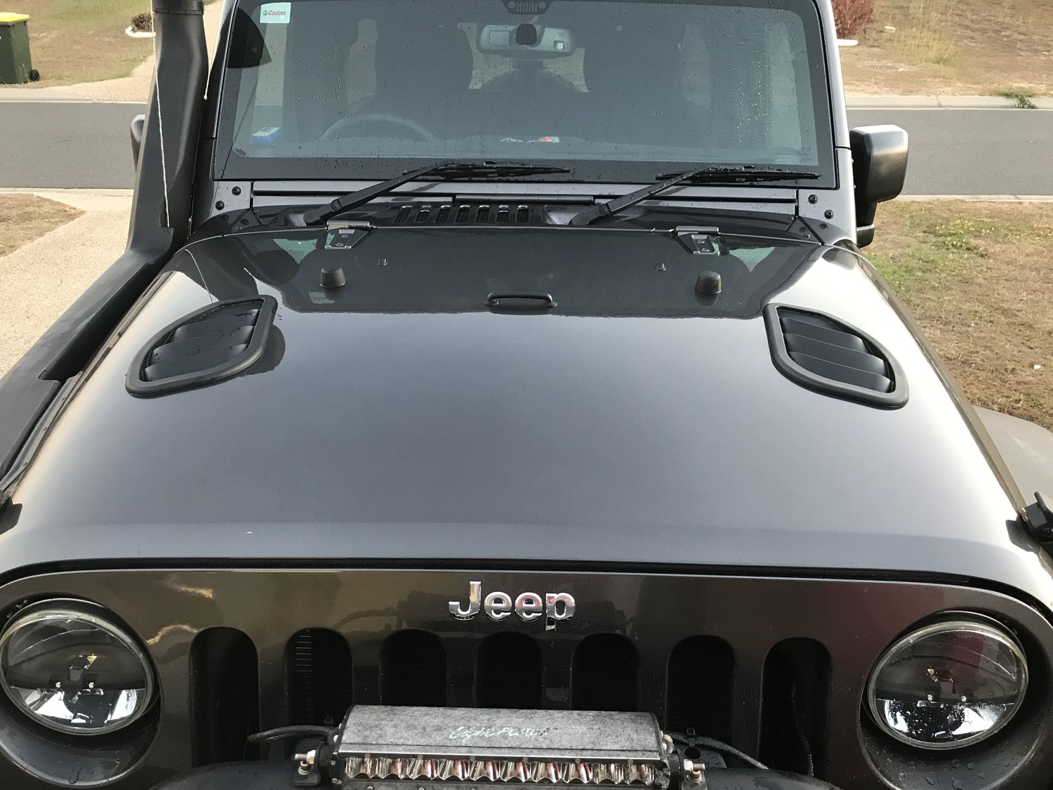 Daystar KJ71048BK Side Hood Vents for 0718 Jeep Wrangler JK Quadratec