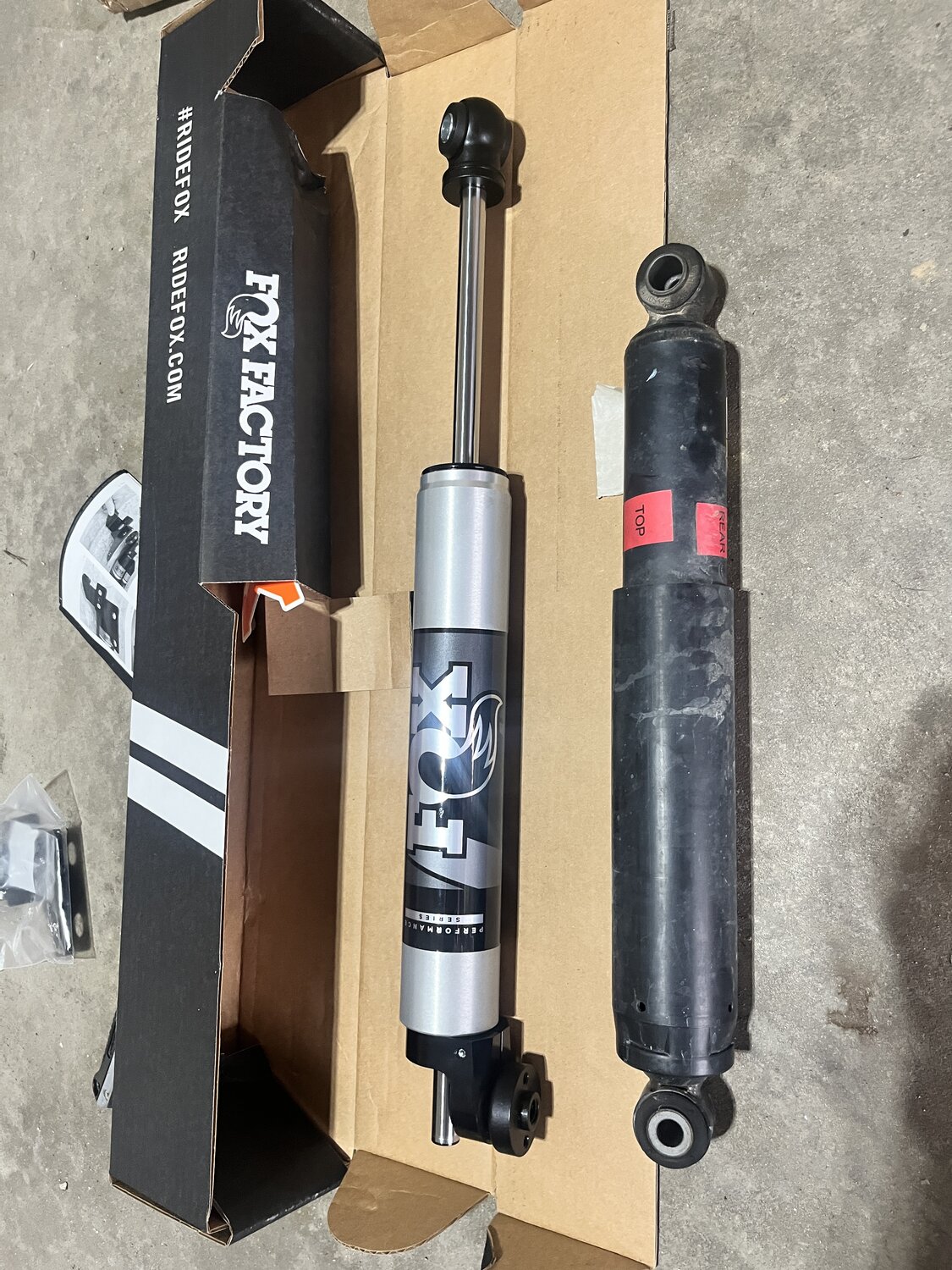 Fox® Racing Shox 985-02-127 Performance Series 2.0 Through Shaft