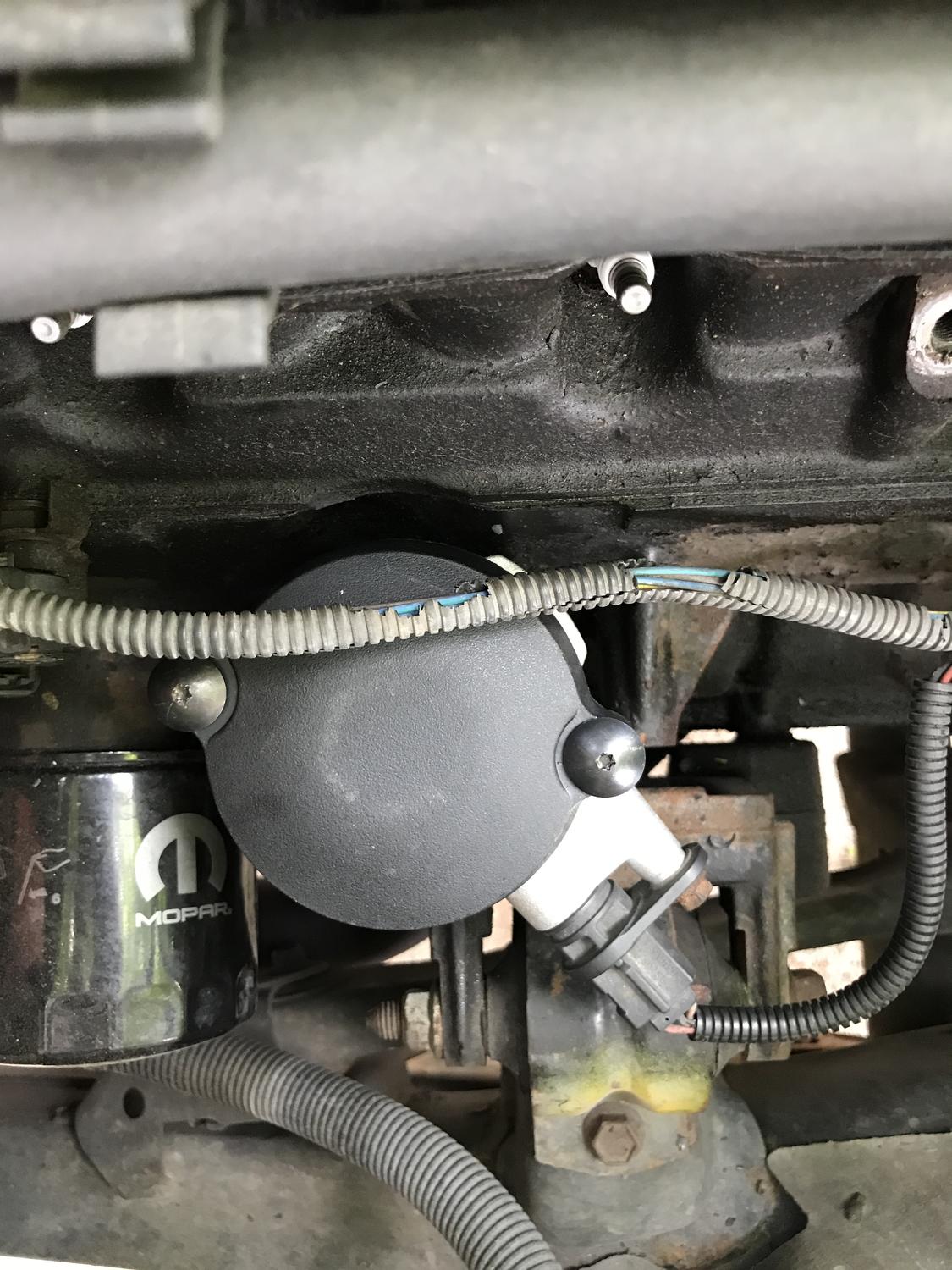 Crown Automotive 53010624AC Oil Pump Drive Assembly for 0506 Jeep