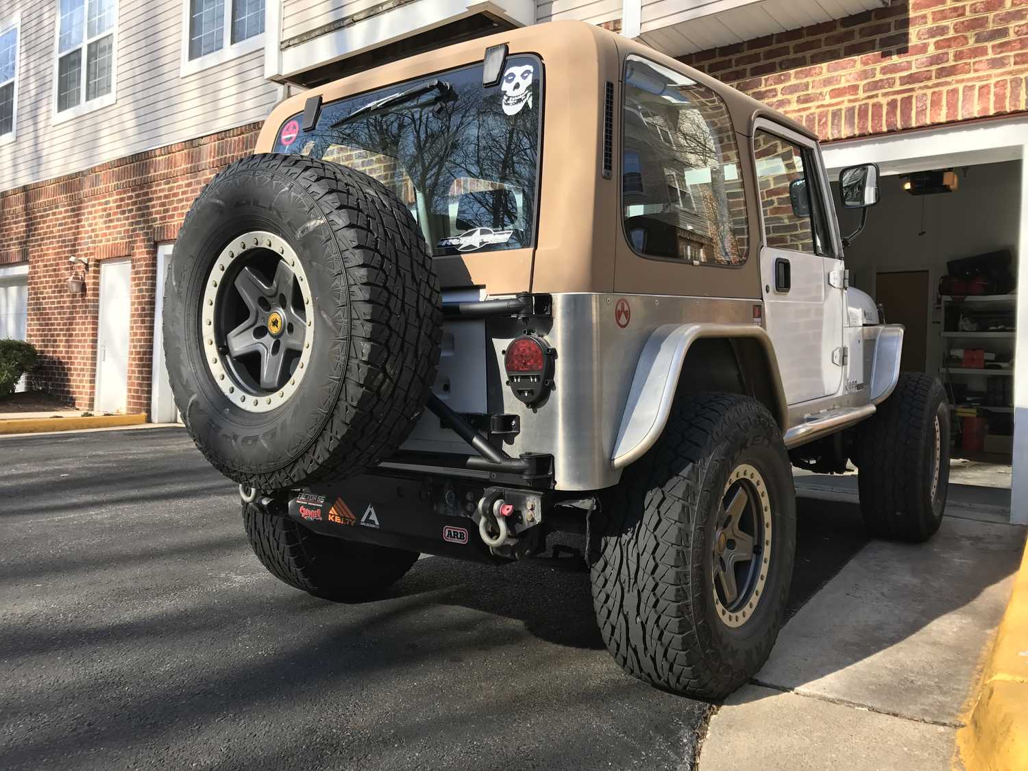 Bestop 6196001 HighRock 4x4 Oversize Tire Carrier for 8706 Jeep